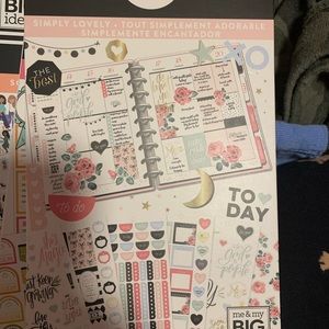 Simply lovely the happy planner